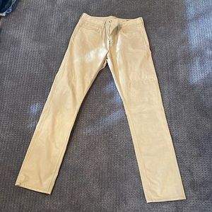 Vineyard vines khakis